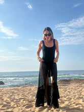 Cargar imagen en el visor de la galería, PAREO OLANES MON AMOUR BLACK