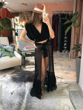 Cargar imagen en el visor de la galería, PAREO OLANES MON AMOUR BLACK