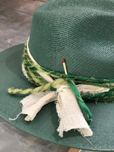 Cargar imagen en el visor de la galería, SOMBRERO HOLBOX