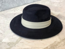 Cargar imagen en el visor de la galería, SOMBRERO TABOO