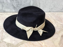 Cargar imagen en el visor de la galería, SOMBRERO TABOO