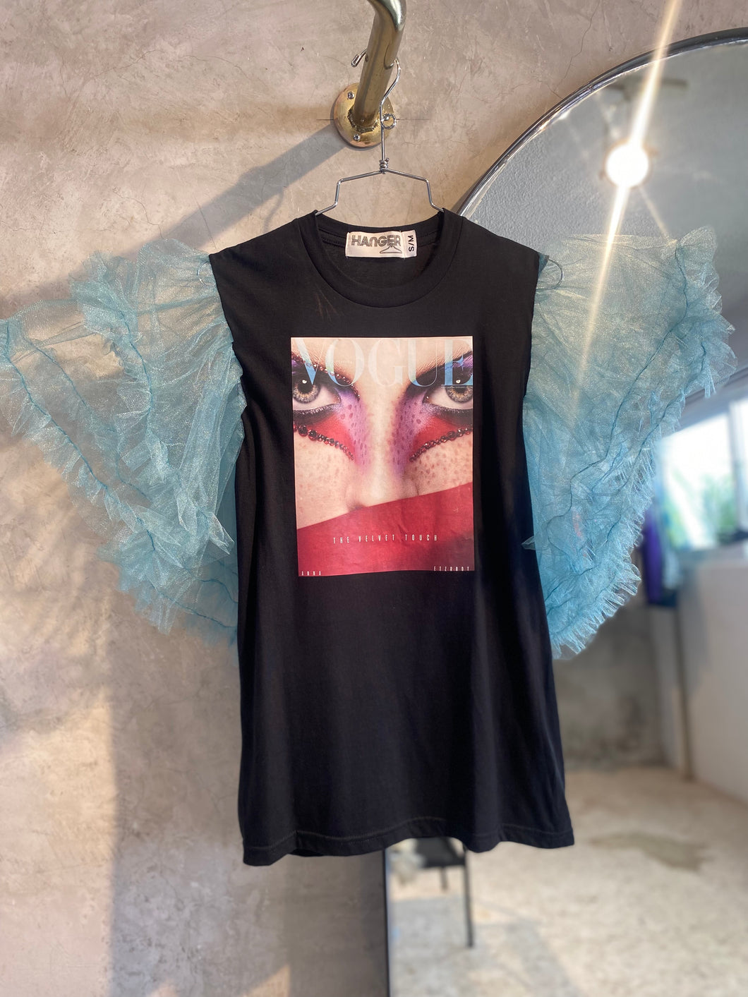 Vogue eyes Tull