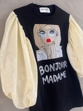 Cargar imagen en el visor de la galería, Bonjour MADAME T-shirt
