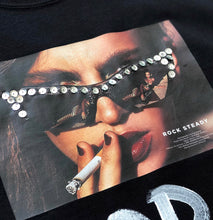 Cargar imagen en el visor de la galería, MORE IS MORE T-SHIRT
