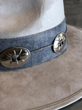 Cargar imagen en el visor de la galería, SOMBRERO OHEV
