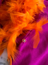 Cargar imagen en el visor de la galería, Feathers T-shirt
