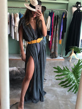 Cargar imagen en el visor de la galería, COVER UP
