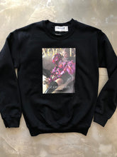 Cargar imagen en el visor de la galería, SUDADERA VOGUE BORDADO
