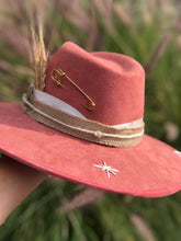 Cargar imagen en el visor de la galería, Sombrero NÔMADE
