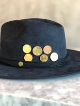 Cargar imagen en el visor de la galería, Sombrero EUMLA •عملة
