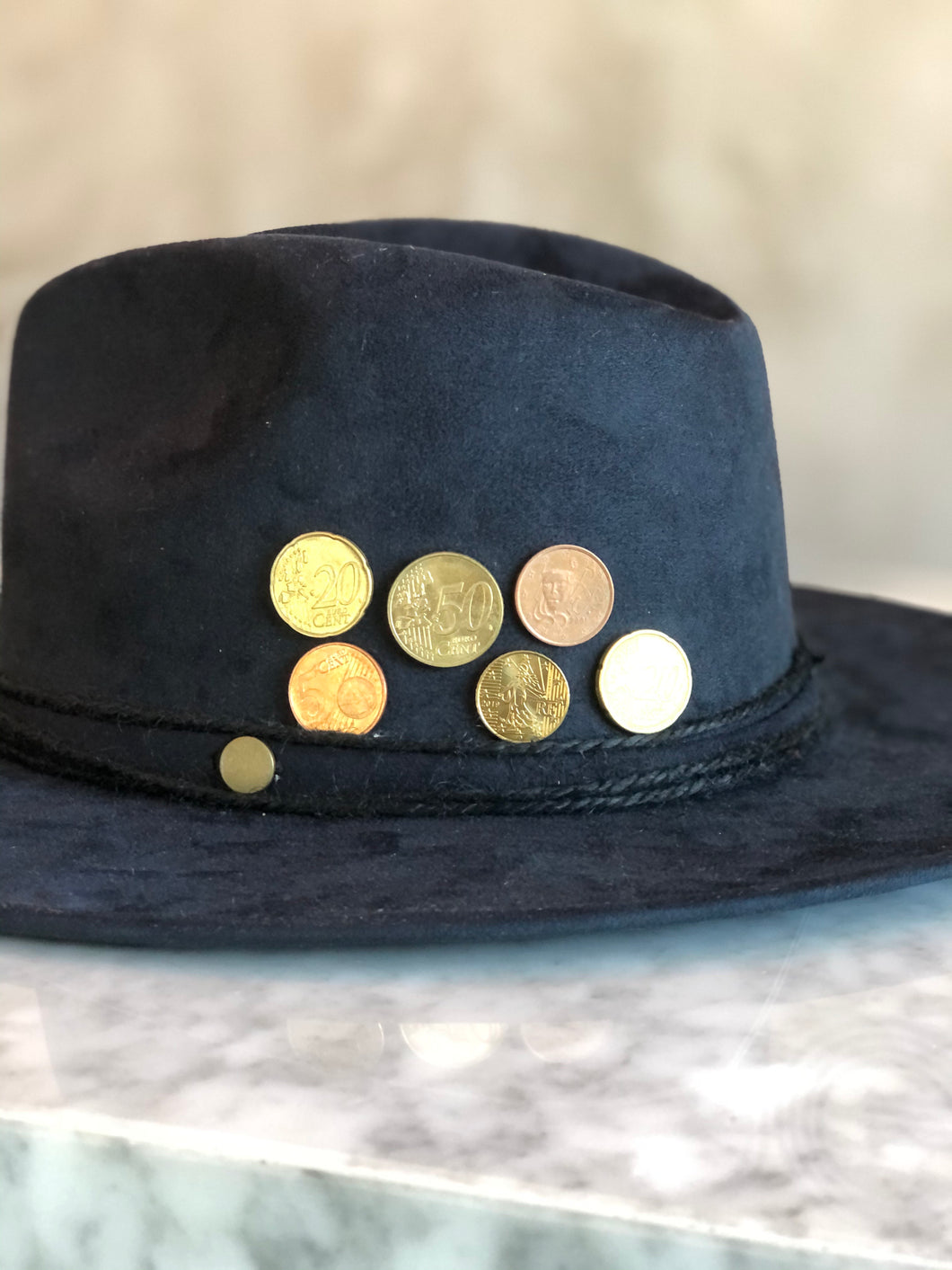 Sombrero EUMLA •عملة