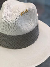 Cargar imagen en el visor de la galería, SOMBRERO CONIL
