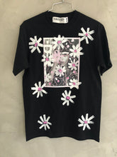 Cargar imagen en el visor de la galería, ID flowers T-shirt
