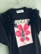 Cargar imagen en el visor de la galería, Flower eye T-shirt
