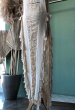 Cargar imagen en el visor de la galería, BATA ALEMAGOU CRUDO
