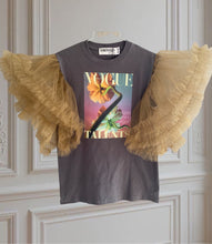 Cargar imagen en el visor de la galería, Vogue Blooming T-shirt
