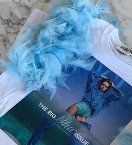 T-shirt blue feathers
